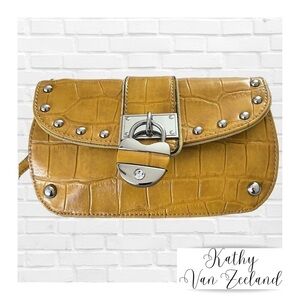 Vintage Kathy Van Zeeland Y2K Yellow Clutch Wristlet Heart Twee Indie Sleaze